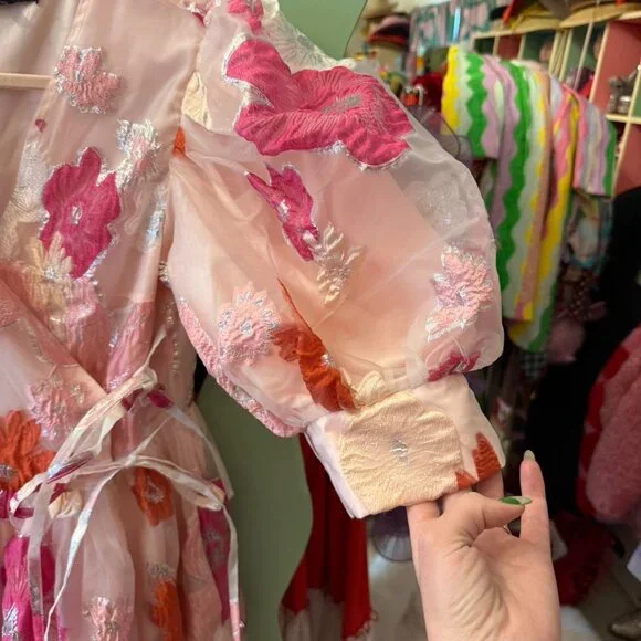 Sister Jane rare pink and red floral wrap dress size small - Picture 6 of 8